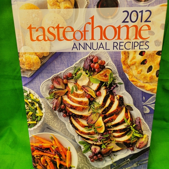 Taste of Home Healthy Cooking : 2012 Annual Recipes by Taste of Home... - Picture 1 of 2